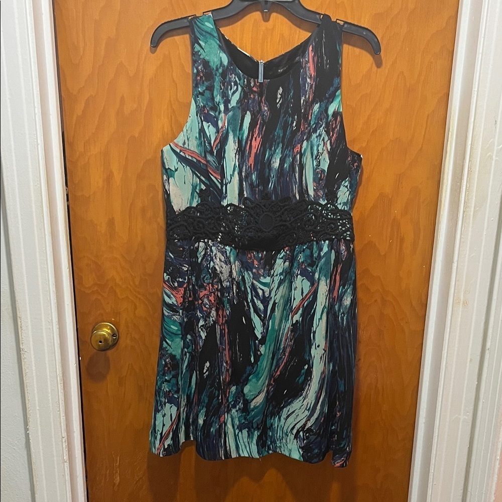 Kensie Multicolor Sleeveless Dress with Lace Detail